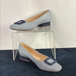 Peter Kaiser Navy White w Buckle Low Heels